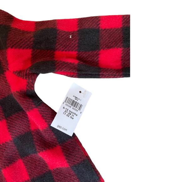 6/12m NWT Gap Buffalo Plaid Fleece Romper - Picture 2 of 2